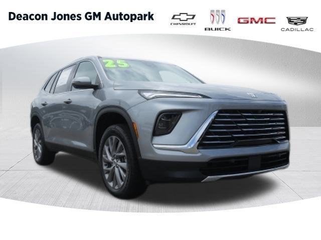2025 Buick Enclave Preferred's photo