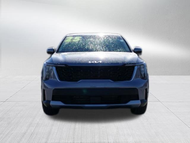 2025 Kia Sorento LX