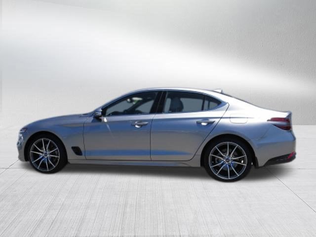 2022 Genesis G70 2.0T RWD