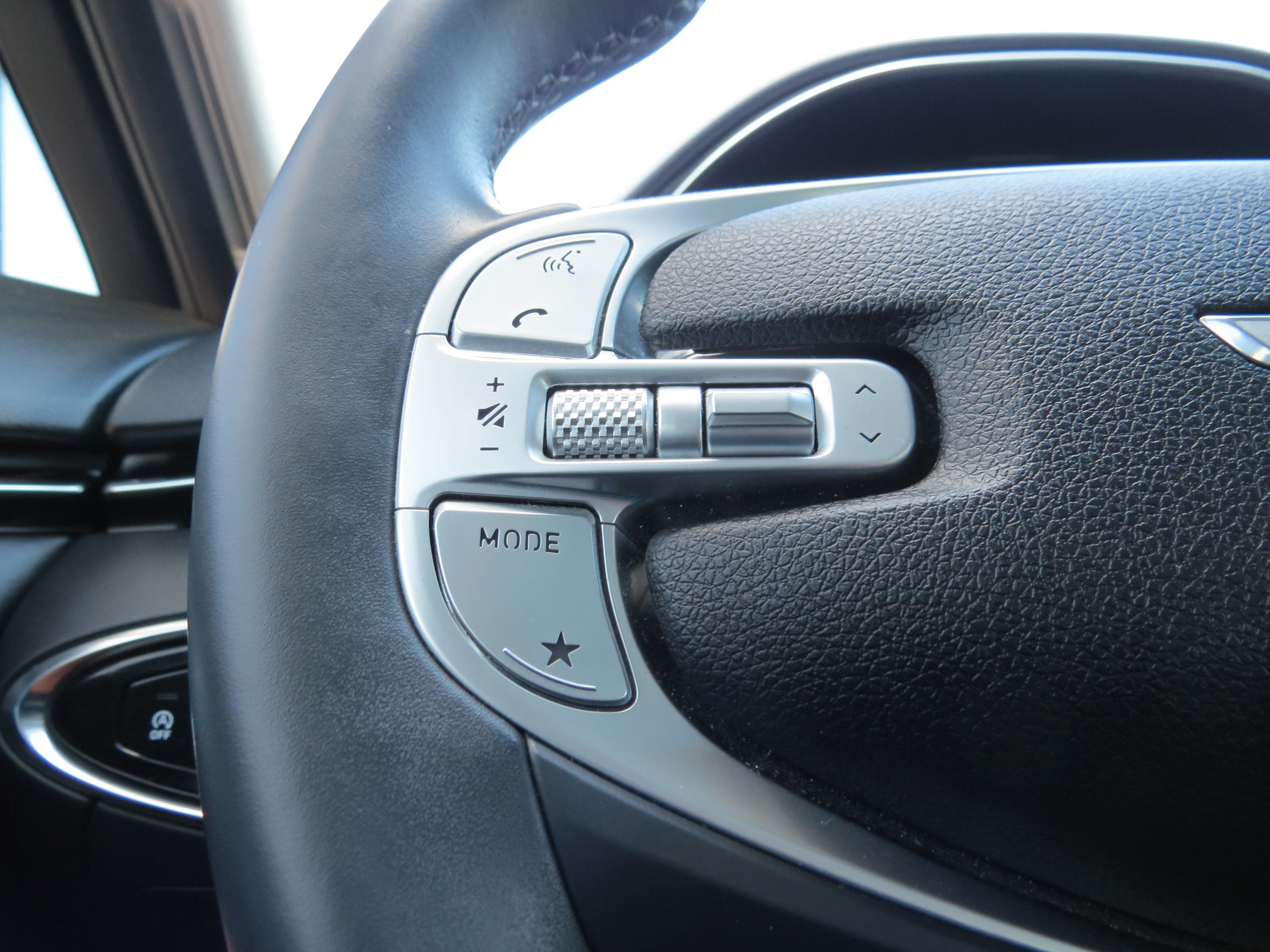 2023 Genesis GV70 2.5T AWD