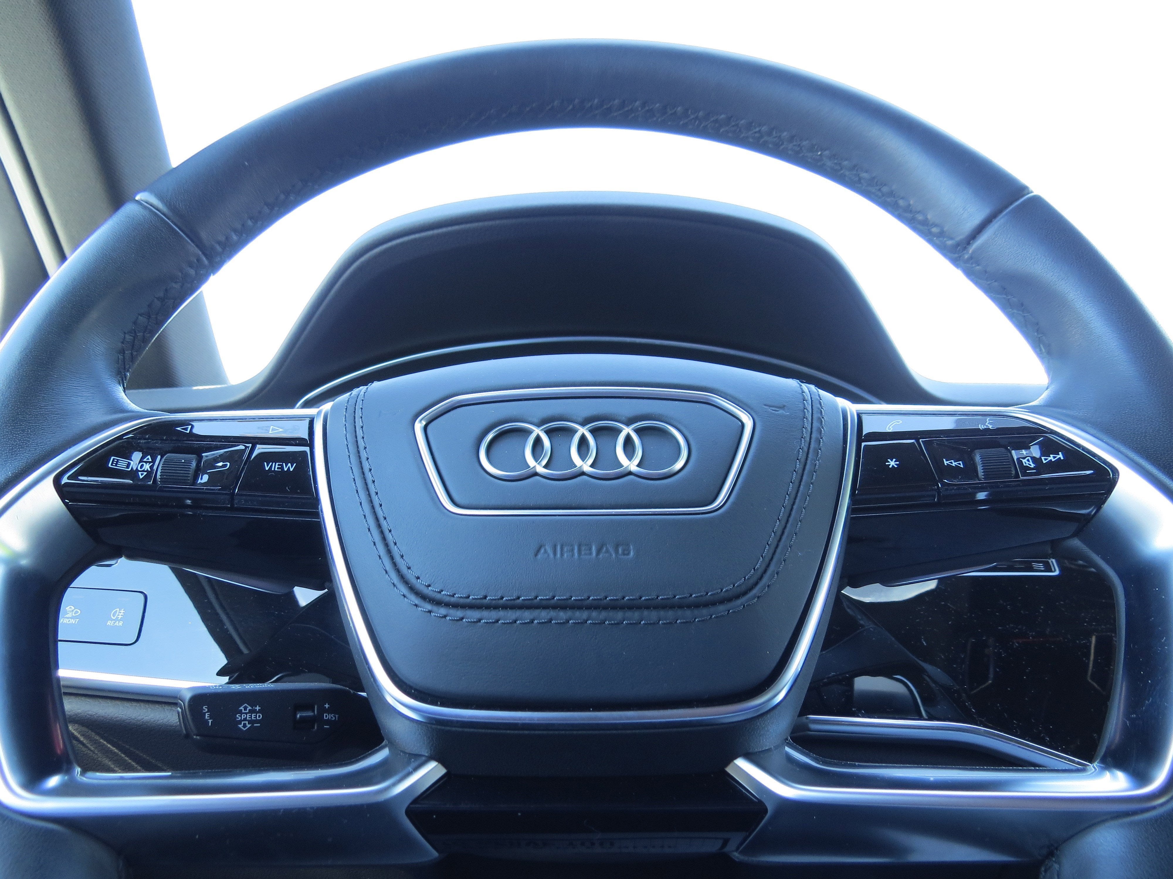 2022 Audi A8 L 55 TFSI quattro Tiptronic