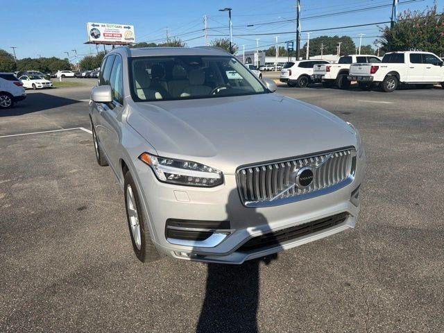2024 Volvo XC90 Core Bright Theme