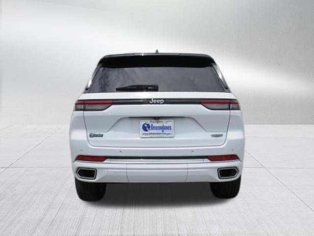2023 Jeep Grand Cherokee Summit