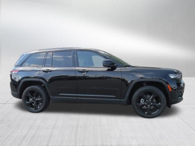 2023 Jeep Grand Cherokee Laredo