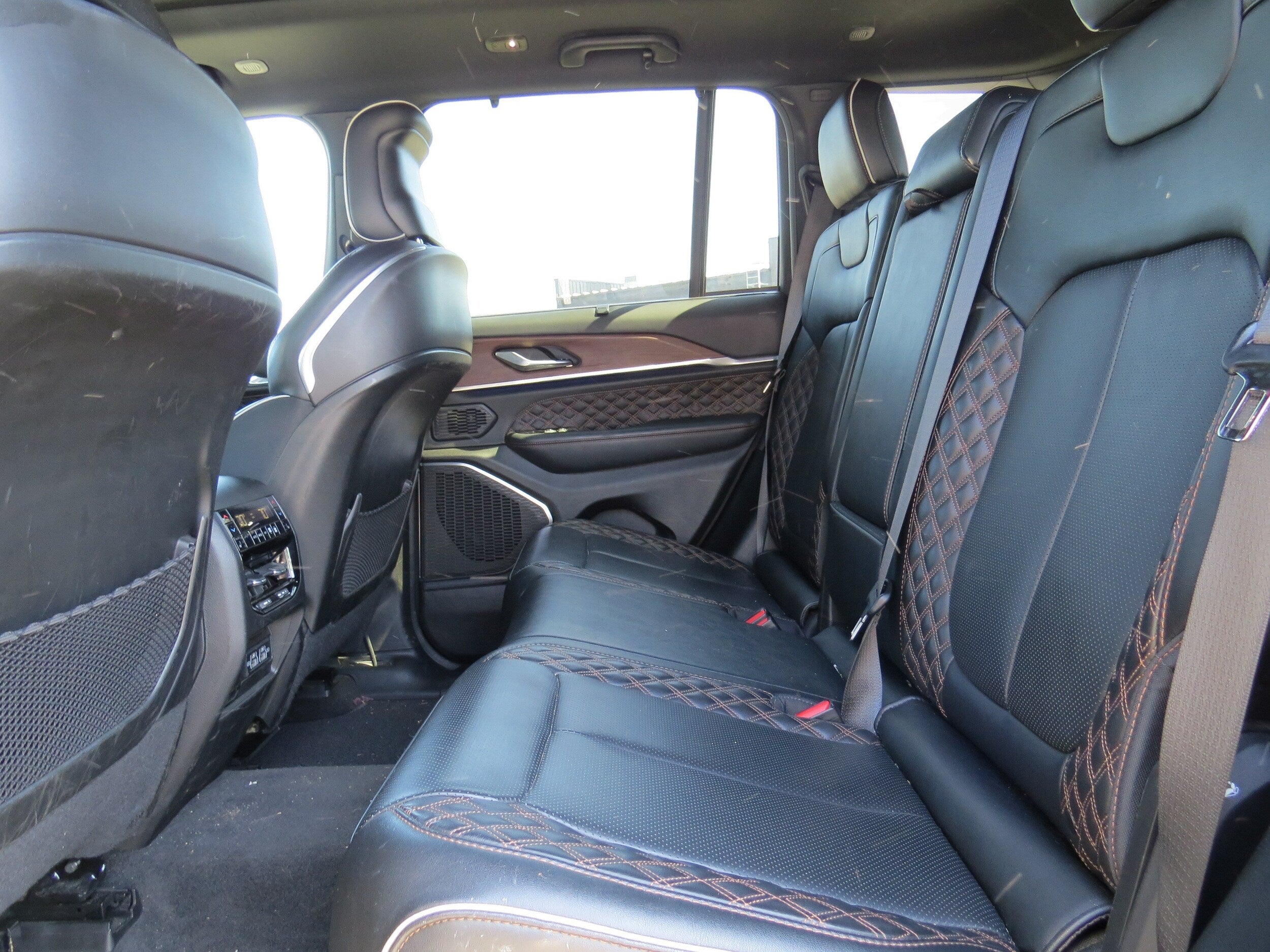 2022 Jeep Grand Cherokee Summit