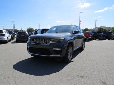 2022 Jeep Grand Cherokee Summit