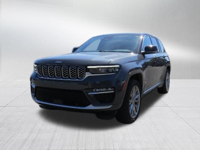 2022 Jeep Grand Cherokee Summit