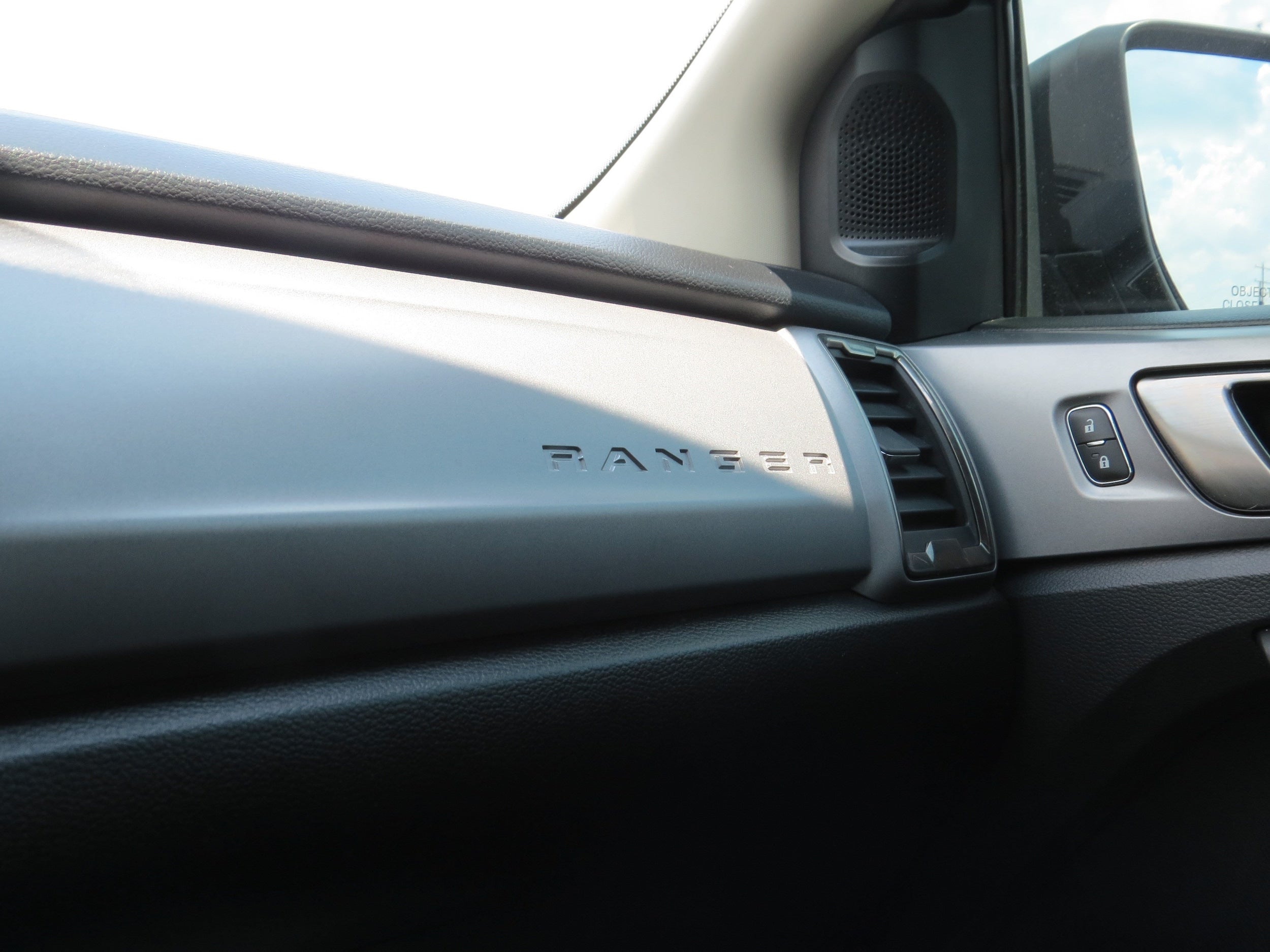2023 Ford Ranger Base