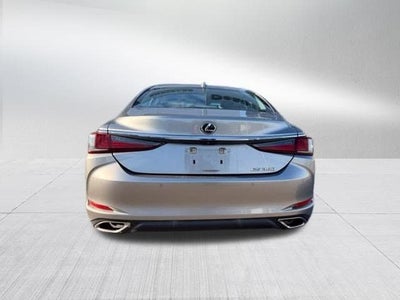 2019 Lexus ES 