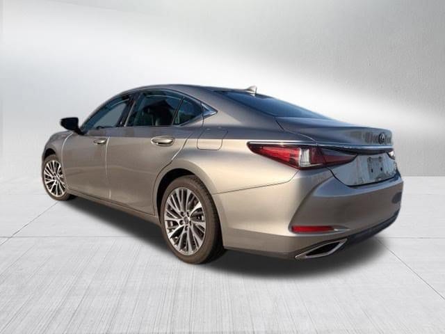 2019 Lexus ES 