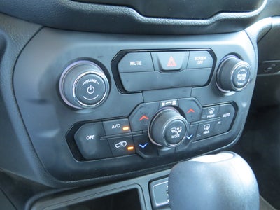 2020 Jeep Renegade Latitude FWD